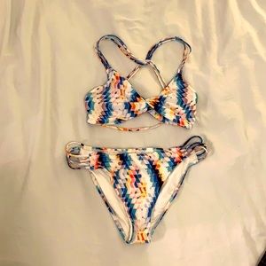 L*SPACE BIKINI IN SUPER FUNKY FUN PRINT SZ MEDIUM